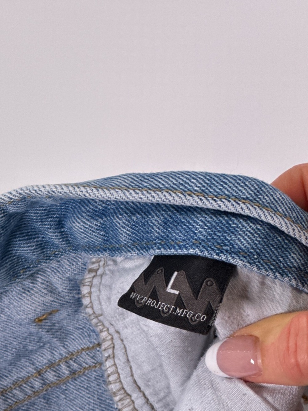 WV Project Straight Leg Jeans Raw Hem Zigzag Pockets Denim Light Wash L - Picture 7 of 15